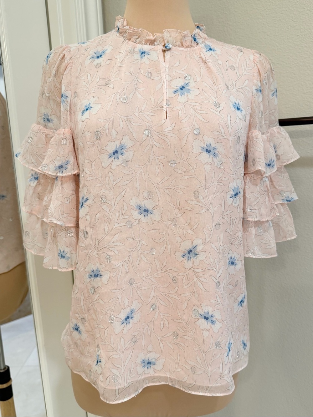 Rebecca Taylor Floral Metallic Ruffle Sleeve Blouse Pink 8 90% Silk - Picture 2 of 9